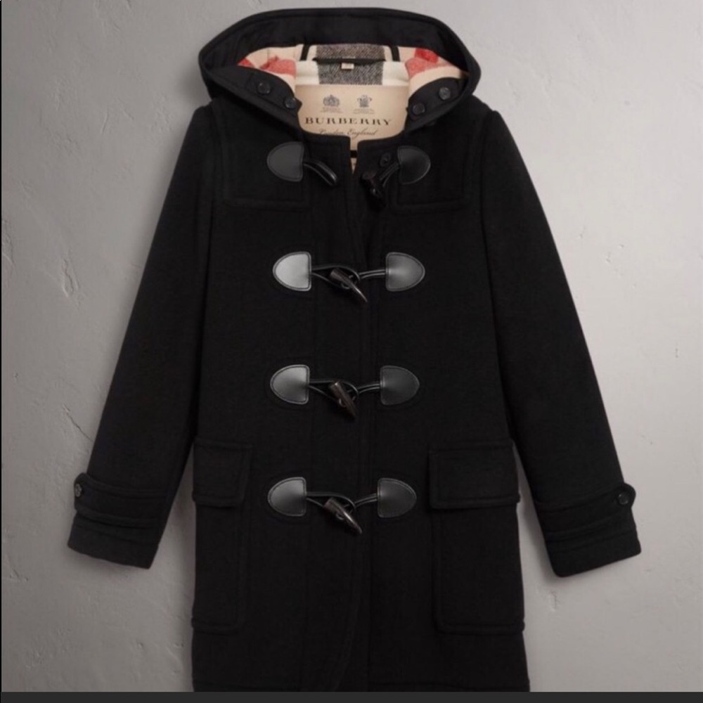 ***SOLD**!! Blouse Burberry Jacket